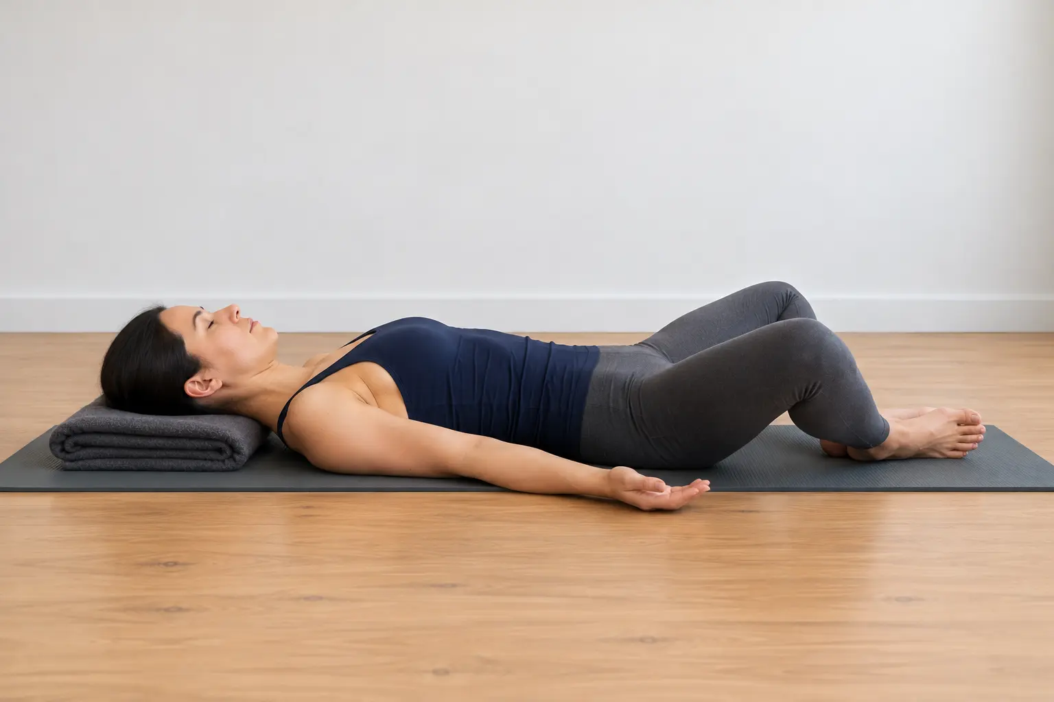 Somatic Yoga: What It Is, What the Research Says, and a 15-Minute Beginner Sequence